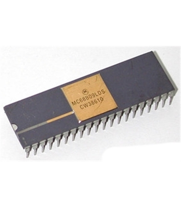 MC68B09L - 8-Bit Microprocessor, DIP40 - MC68B09L